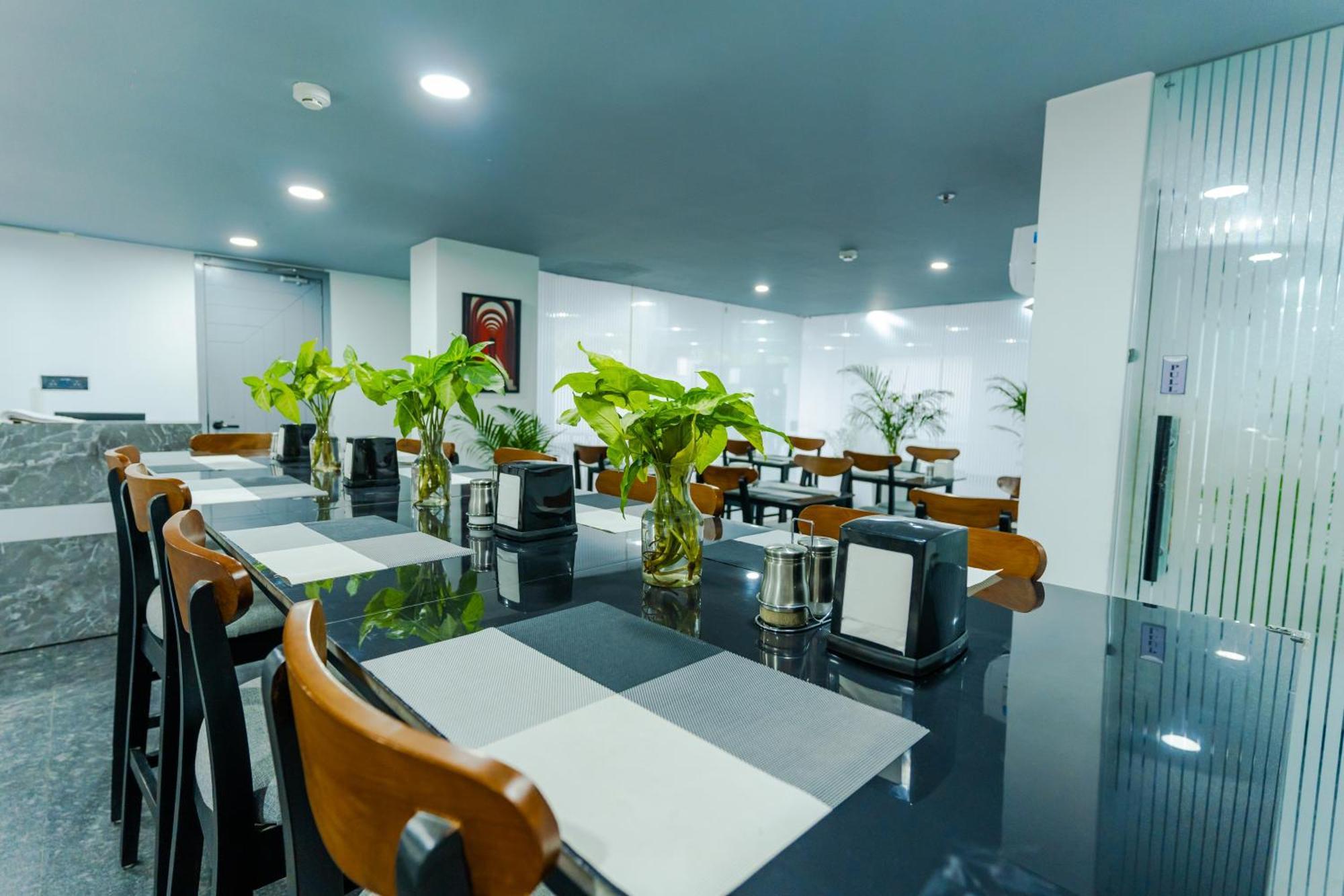 Bedchambers Luxury Apartment Near Golf Course Road Gurgaon Ngoại thất bức ảnh